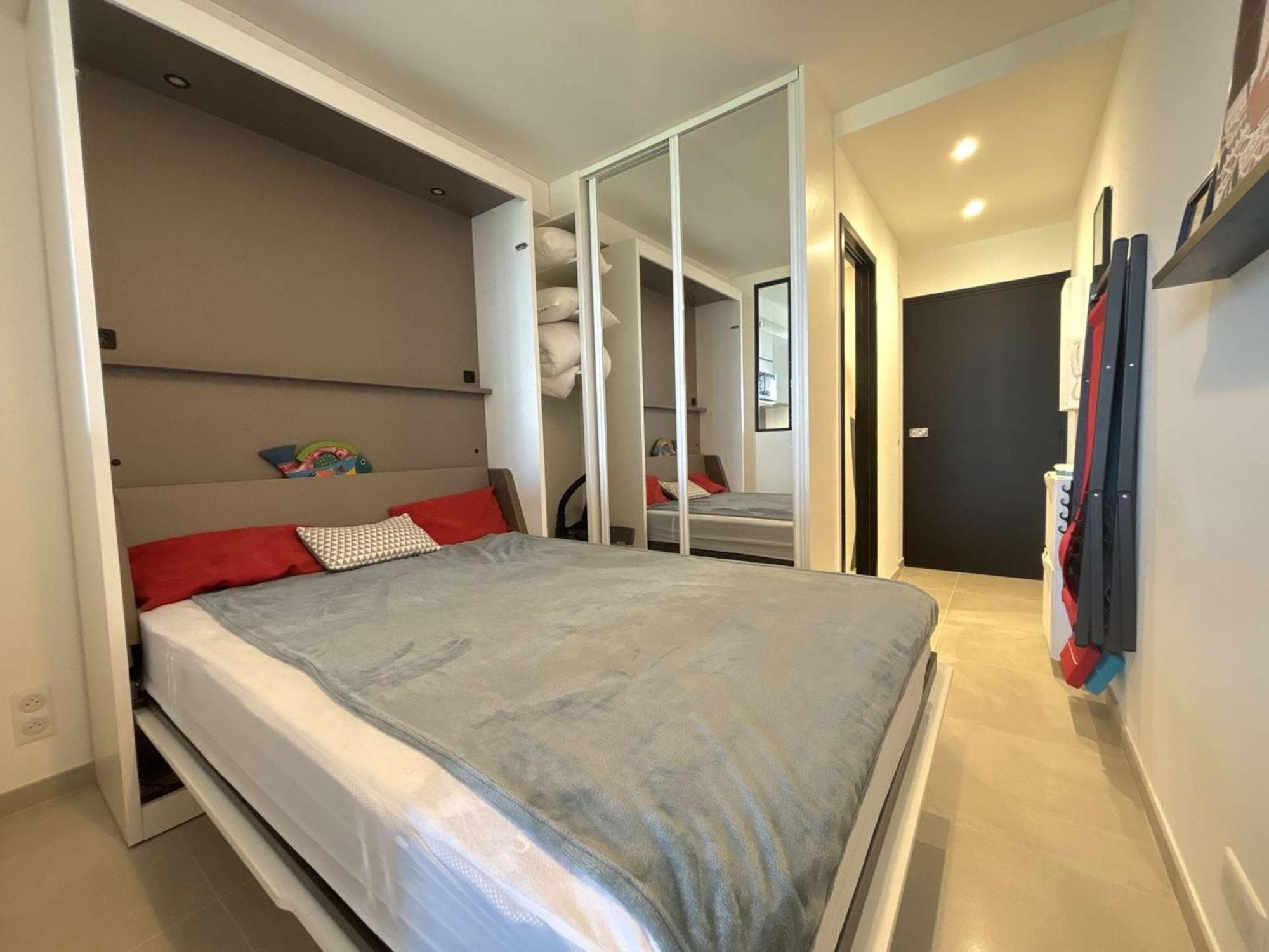 Studio En Bord De Mer A Royan, Parking, Tv, Tout Equipe - Fr-1-494-67 エクステリア 写真