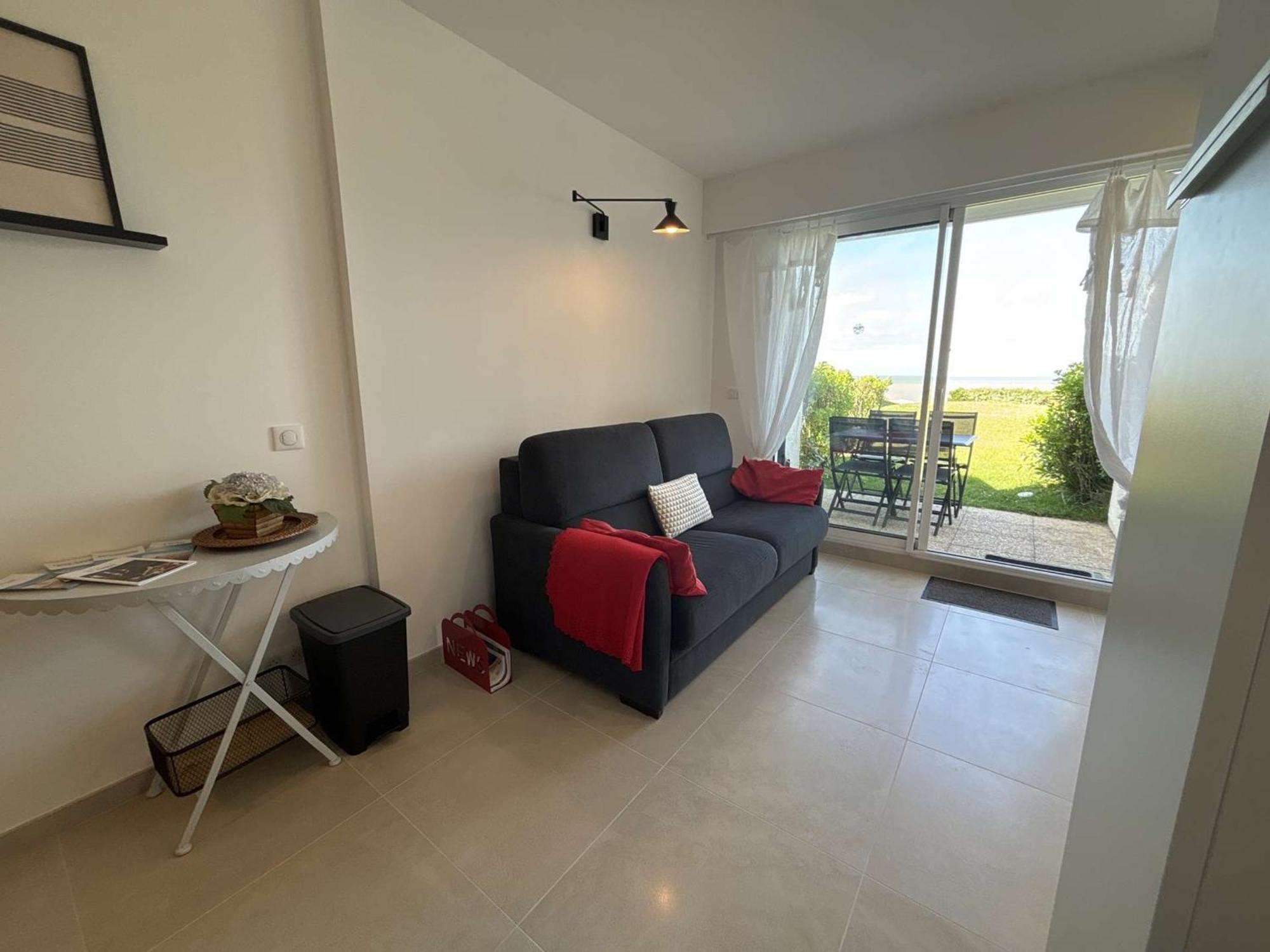 Studio En Bord De Mer A Royan, Parking, Tv, Tout Equipe - Fr-1-494-67 エクステリア 写真